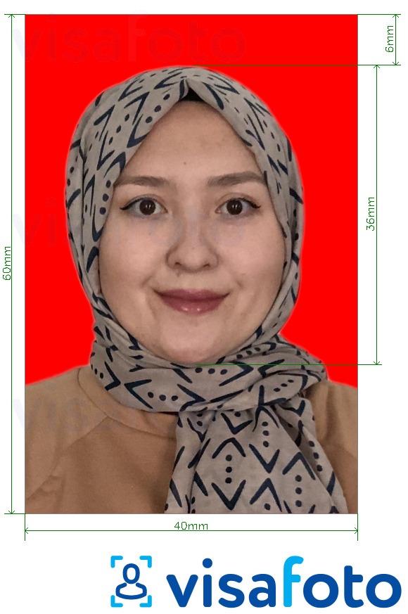 写真の例 インドネシアVisa 4x6 cm赤い背景 正確なサイズ仕様に